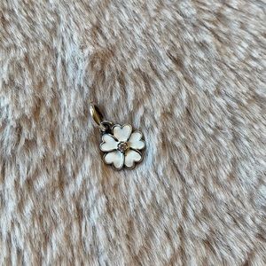 Pandora Daisy Pendant